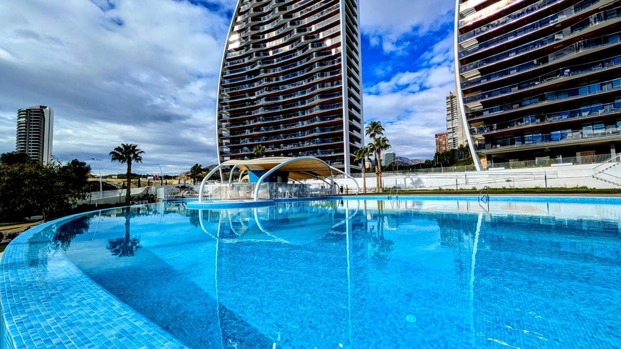 Sunset Waves Blue Sky Apartment Benidorm Exterior photo